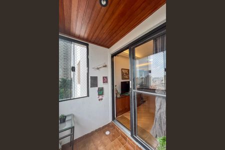 Apartamento à venda com 75m², 3 quartos e 1 vagaVaranda