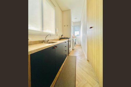 Apartamento para alugar com 160m², 2 quartos e 2 vagasCozinha