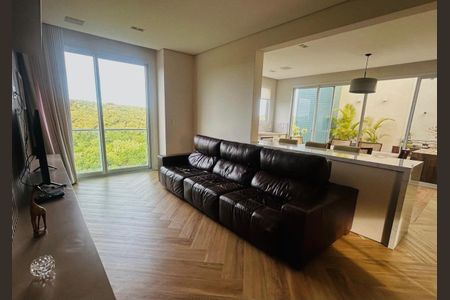 Sala de apartamento para alugar com 2 quartos, 160m² em Rio Tavares, Florianópolis