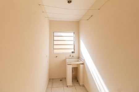 Casa para alugar com 60m², 1 quarto e sem vagaÁrea de serviço