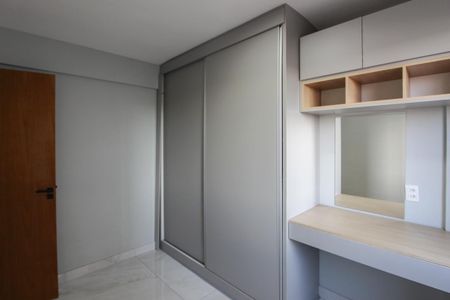 Apartamento à venda com 105m², 3 quartos e 2 vagasQuarto 2