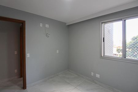 Apartamento à venda com 105m², 3 quartos e 2 vagasQuarto 1
