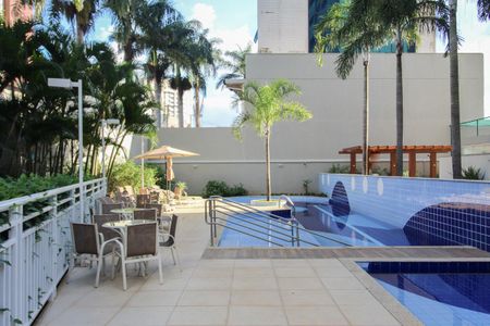 Apartamento à venda com 105m², 3 quartos e 2 vagasÁrea Comum - Piscina