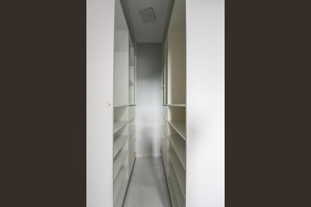 Apartamento à venda com 105m², 3 quartos e 2 vagasCloset da suíte
