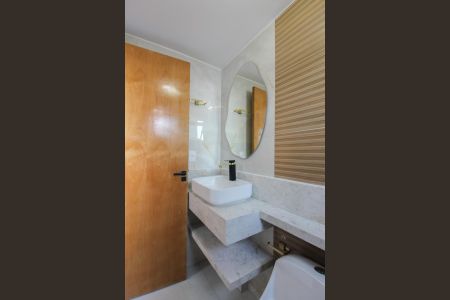 Apartamento à venda com 105m², 3 quartos e 2 vagasBanheiro da Suíte