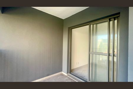 Studio à venda com 34m², 1 quarto e sem vagaVaranda