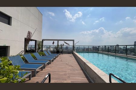 Studio à venda com 34m², 1 quarto e sem vagaPiscina