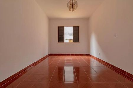Casa à venda com 100m², 2 quartos e 2 vagas Casa à venda com 100m², 2 quartos e 2 vagasQuarto