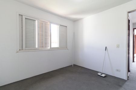 Quarto 2 de casa à venda com 4 quartos, 150m² em Vila Santo Estefano, São Paulo
