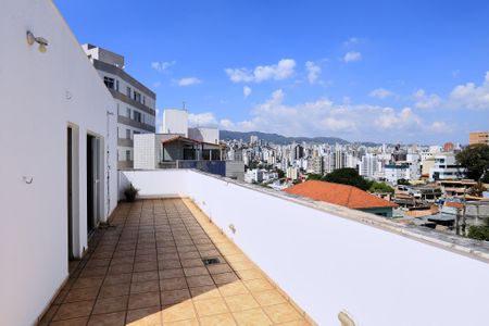 Apartamento à venda com 140m², 3 quartos e 2 vagasCobertura