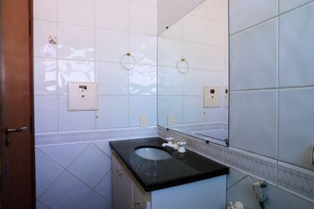 Banheiro da Suíte de apartamento à venda com 3 quartos, 140m² em Santa Tereza, Belo Horizonte