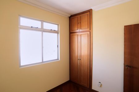 Apartamento à venda com 140m², 3 quartos e 2 vagasQuarto