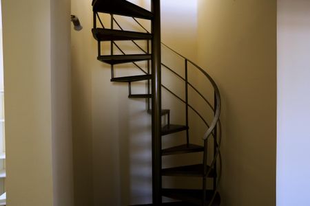 Apartamento à venda com 140m², 3 quartos e 2 vagasEscada