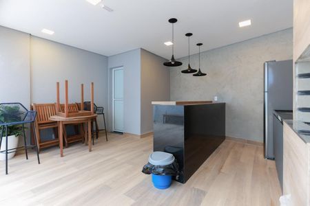 Apartamento à venda com 37m², 1 quarto e sem vagaÁrea comum - Churrasqueira