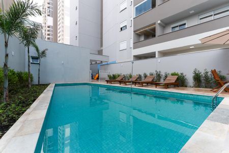 Apartamento à venda com 37m², 1 quarto e sem vagaÁrea comum - Piscina