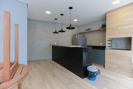 Apartamento à venda com 37m², 1 quarto e sem vagaÁrea comum - Churrasqueira