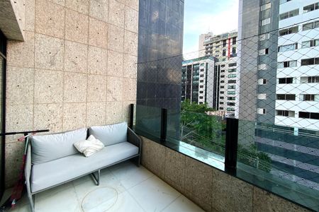 Apartamento à venda com 195m², 4 quartos e 4 vagasVaranda da Sala