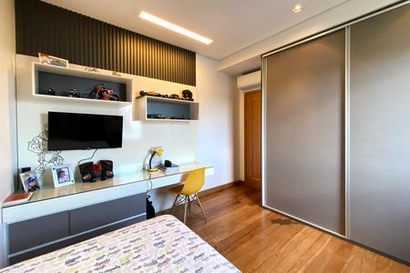 Apartamento à venda com 195m², 4 quartos e 4 vagasQuarto 3