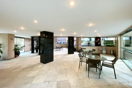 Apartamento à venda com 195m², 4 quartos e 4 vagasÁrea comum