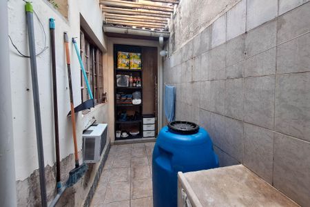 Casa à venda com 81m², 2 quartos e sem vagaÁrea de Serviço