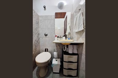 Casa à venda com 81m², 2 quartos e sem vagaBanheiro Social