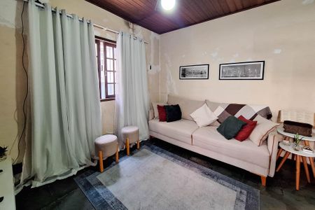 Sala de casa à venda com 2 quartos, 81m² em Santana, Niterói