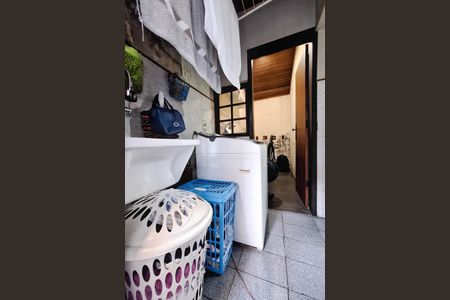 Casa à venda com 81m², 2 quartos e sem vagaÁrea de Serviço