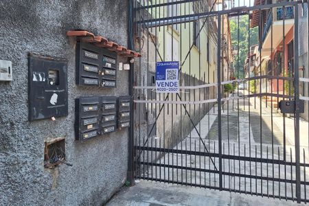 Casa à venda com 81m², 2 quartos e sem vagaPlaca