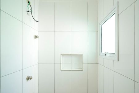 Apartamento para alugar com 75m², 2 quartos e sem vagaBanheiro da suíte