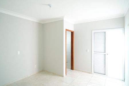 Apartamento para alugar com 75m², 2 quartos e sem vagaSuíte