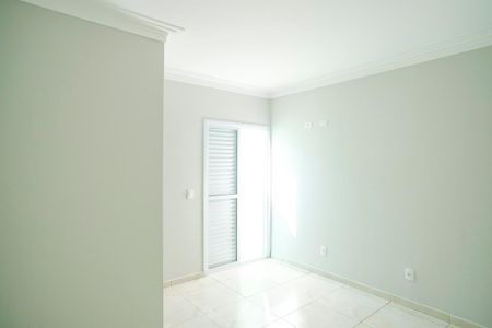 Apartamento para alugar com 75m², 2 quartos e sem vagaSuíte