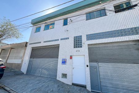 Apartamento para alugar com 75m², 2 quartos e sem vagaFachada + plaquinha