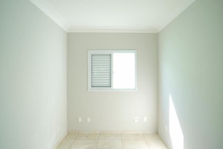 Apartamento para alugar com 75m², 2 quartos e sem vagaQuarto