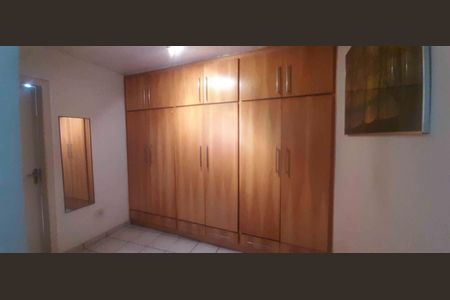 Casa à venda com 140m², 4 quartos e 3 vagasClosed da Suíte