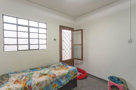 Sala  de casa à venda com 3 quartos, 90m² em Piraporinha, Diadema