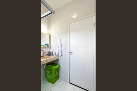 Apartamento para alugar com 60m², 2 quartos e 2 vagasBanheiro