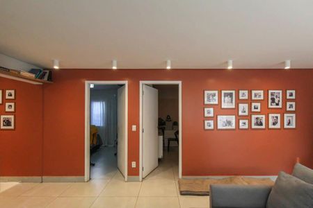 Casa à venda com 300m², 4 quartos e 2 vagasSala