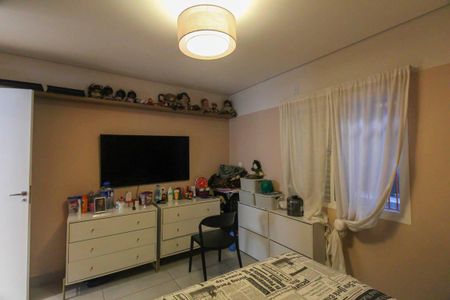Casa à venda com 300m², 4 quartos e 2 vagasQuarto 1