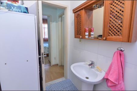 Apartamento à venda com 60m², 2 quartos e sem vagaBanheiro