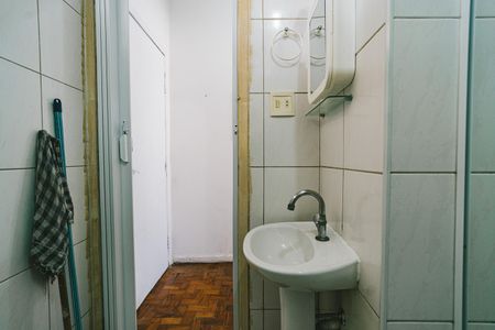 Studio para alugar com 32m², 1 quarto e sem vaga Studio para alugar com 32m², 1 quarto e sem vagaBanheiro