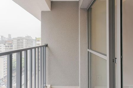 Apartamento para alugar com 28m², 1 quarto e sem vaga Apartamento para alugar com 28m², 1 quarto e sem vagaVaranda da Sala/cozinha