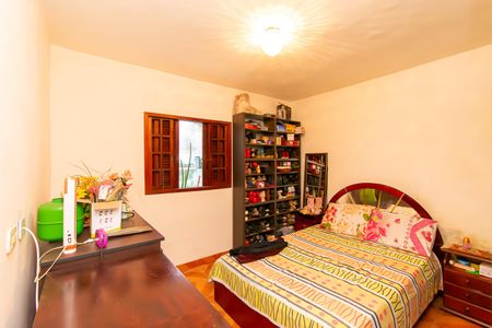 Casa para alugar com 90m², 2 quartos e sem vagaQuarto 1