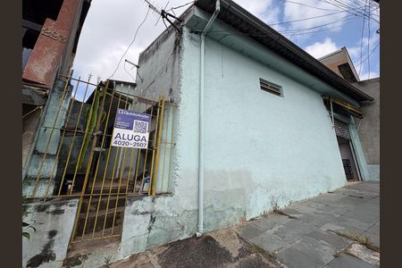 Casa para alugar com 90m², 2 quartos e sem vagaFachada