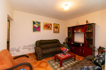 Casa para alugar com 90m², 2 quartos e sem vagaSala