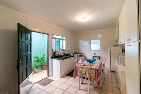 Casa para alugar com 90m², 2 quartos e sem vagaCozinha