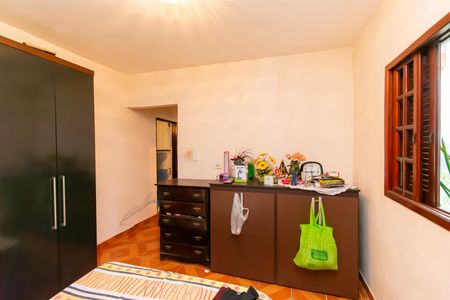 Casa para alugar com 90m², 2 quartos e sem vagaQuarto 1