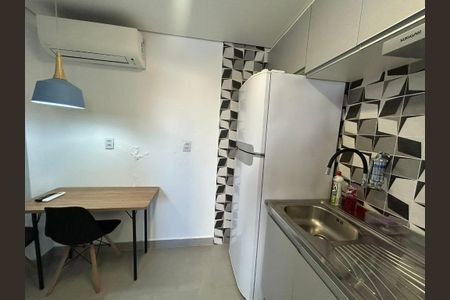 Foto 09 de kitnet/studio para alugar com 1 quarto, 27m² em Jardim da Gloria, São Paulo