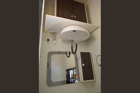 Casa para alugar com 250m², 3 quartos e 2 vagasBanheiro