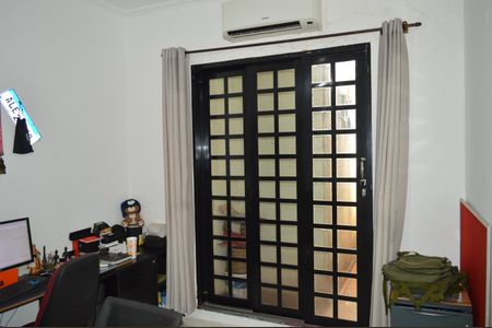 Casa para alugar com 250m², 3 quartos e 2 vagasSuíte 3