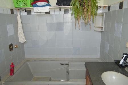 Casa para alugar com 250m², 3 quartos e 2 vagasBanheiro da Suíte 2